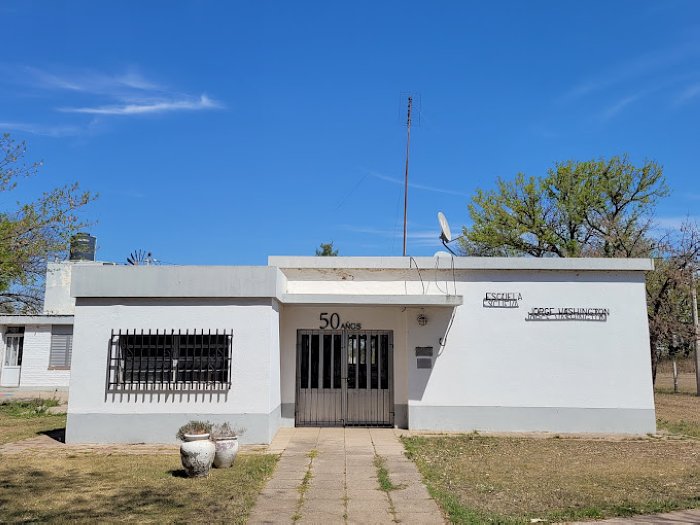 Robaron en una escuela de Maunier Norte