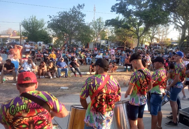 Buena convocatoria en la 3ª Fiesta de la Familia en Col. Bossi