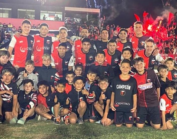 Regional Federal: A Centro se le escapó sobre el final