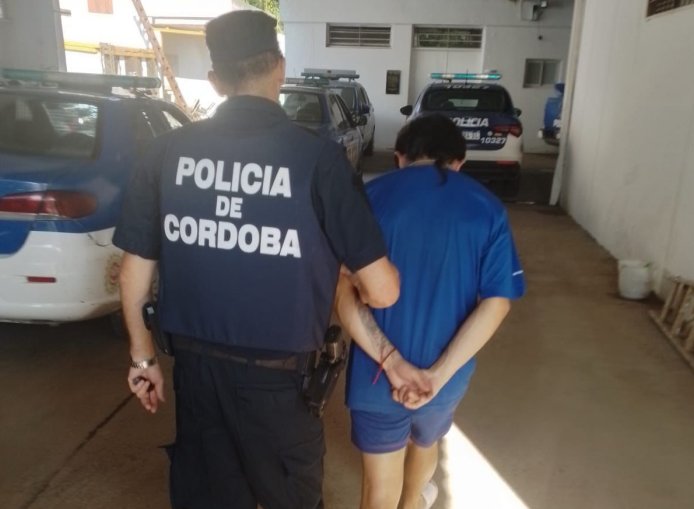 Detuvieron a una pareja que ingresó en un domicilio de Morteros
