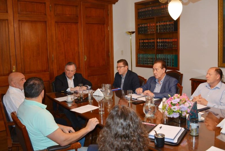 Senadores oficialistas recibieron a representantes de la producción del norte provincial