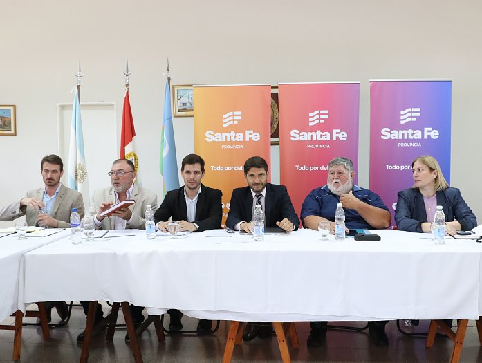 Pullaro encabezó la primera reunión de gabinete del año en el interior provincial