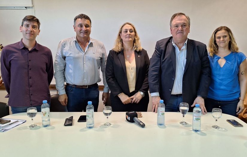 La Ministra Ciancio y el Senador Michlig encabezaron un encuentro departamental de salud