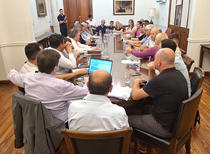 Michlig y autoridades departamentales se reunieron con el Ministro Bastía