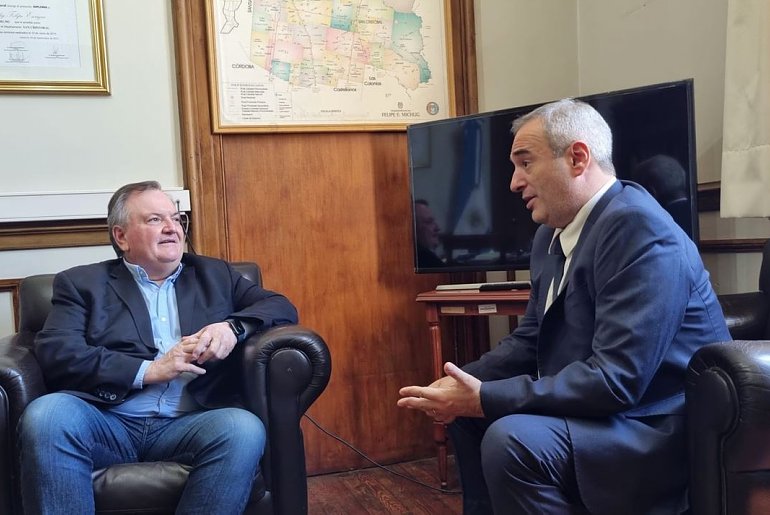 El Senador Felipe Michlig recibió la visita del Fiscal de Estado, Domingo Rondina