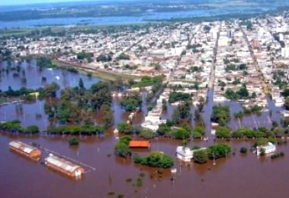 Brinkmann solidaria con los inundados de Concordia