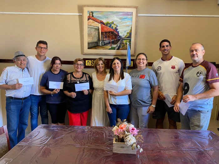 Brinkmann: Entregaron los premios del concurso navideño