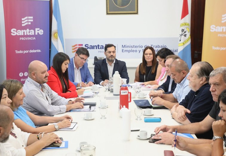 Provincia va a recomponer el salario docente en base a los ingresos reales