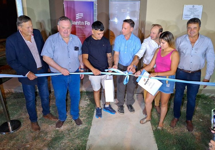 Inauguraron 22 viviendas y entregaron escrituras en San Cristóbal