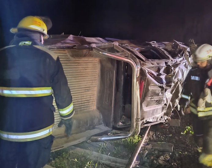 Accidente entre una camioneta y una moto en cercanías de Brinkmann