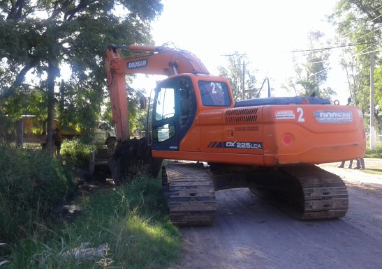 Morteros: Trabajan en la refuncionalización de los canales de desagües