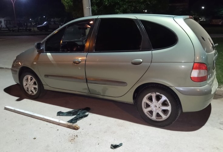 Porteña: Intentó robar un auto y se quedó durmiendo en el interior