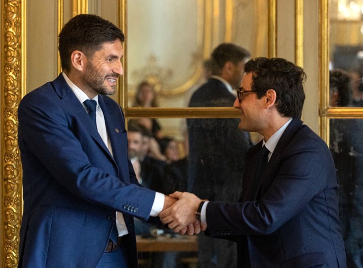 Santa Fe recibirá un crédito de Francia para el cuidado del ambiente