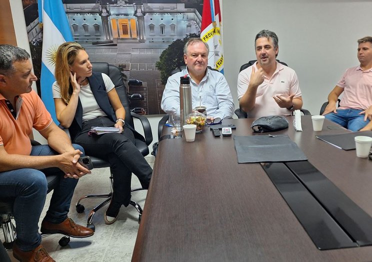 Cococcioni recorrió la UR XIII y se reunió con Presidentes Comunales