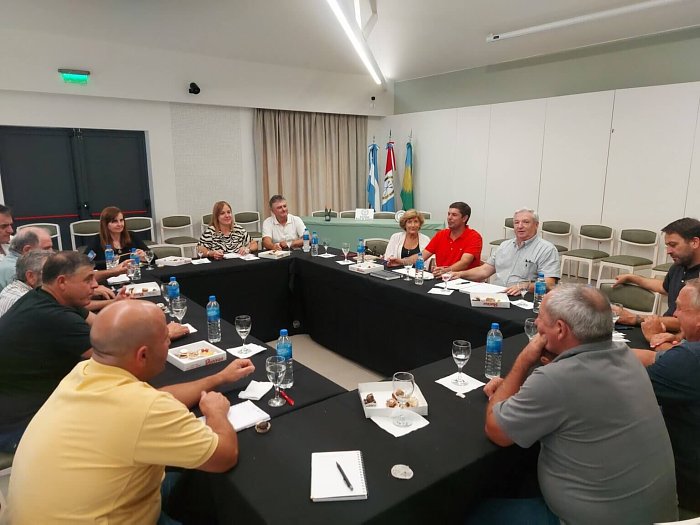 Importante encuentro de entidades lecheras en Rafaela