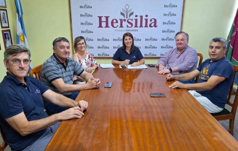 Michlig y González entregaron aportes a instituciones de varias localidades