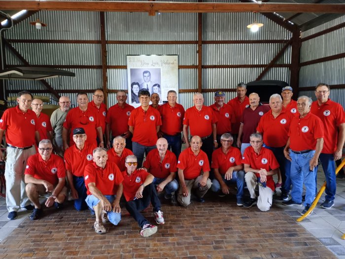 Encuentro de Bomberos retirados en Brinkmann