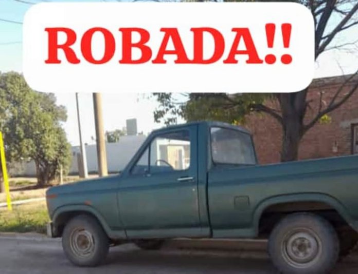 Robaron una camioneta en zona rural de Chipión