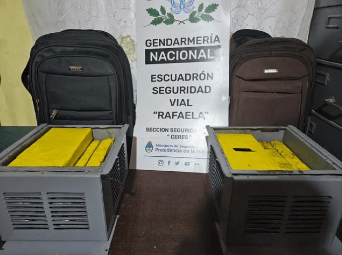 Una pareja de bolivianos fue detenida en Ceres con varios kilos de cocaína