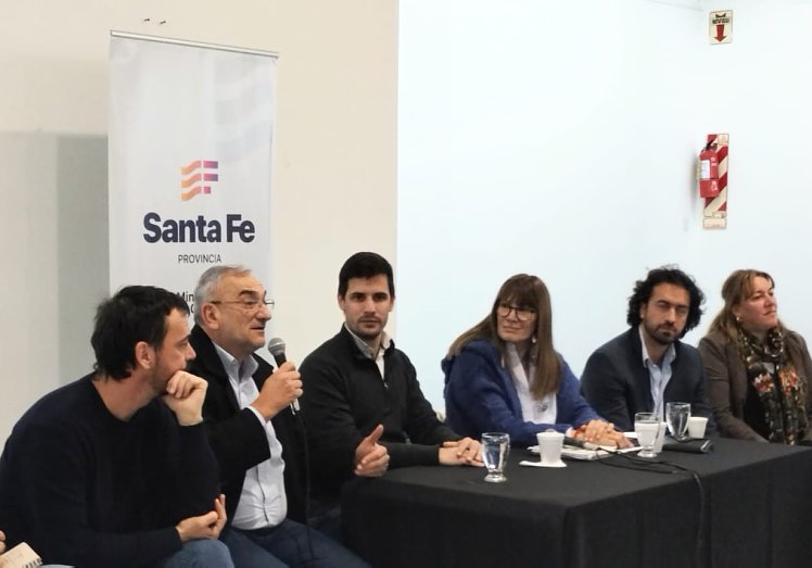 La Ministra Rueda se reunió con autoridades del departamento Castellanos