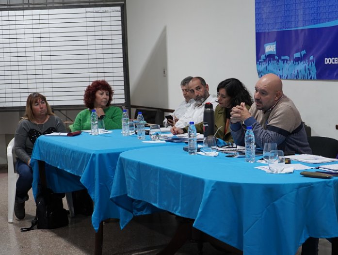 Amsafé y Sadop aceptaron la propuesta salarial en disconformidad