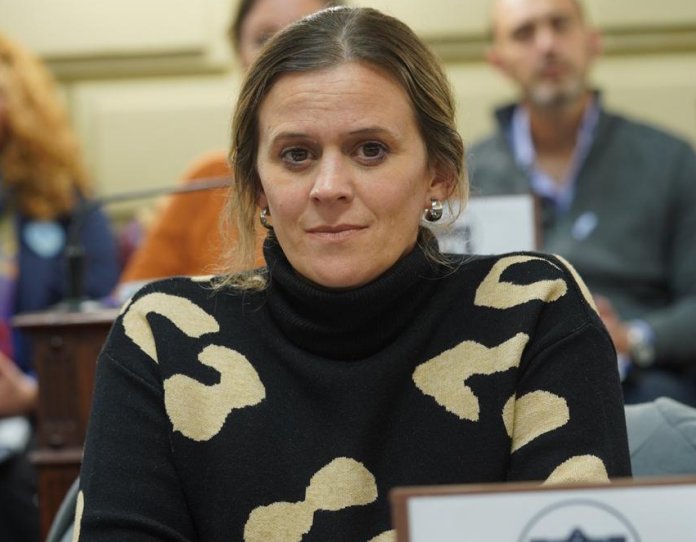 Sofía Masutti trabaja en un programa de prevención de la ludopatía online en las escuelas