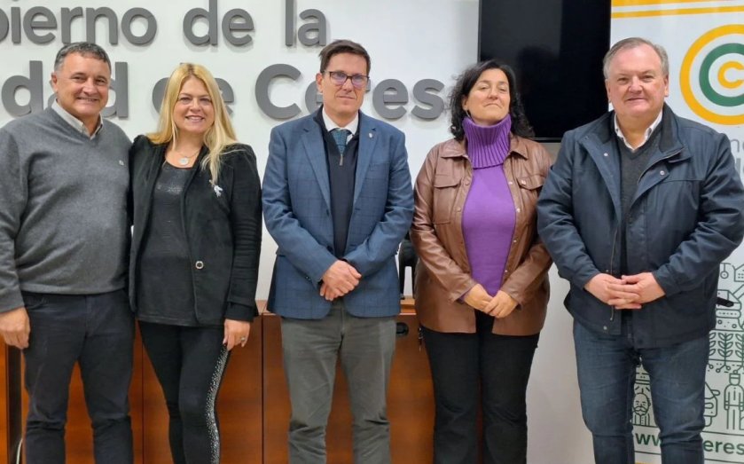 Michlig resaltó la visita del Ministro de Educación a localidades del departamento