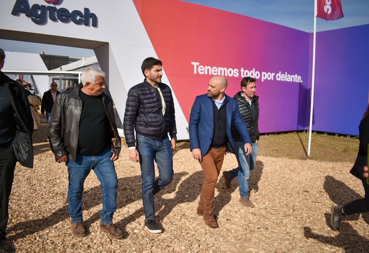 Provincia presentó en 