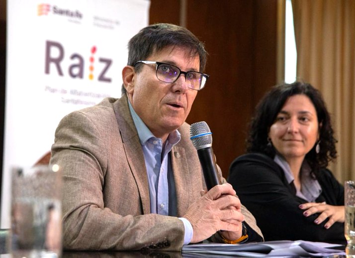 Goity: “Queremos que todos los alumnos estén alfabetizados cuando terminen 3° grado”