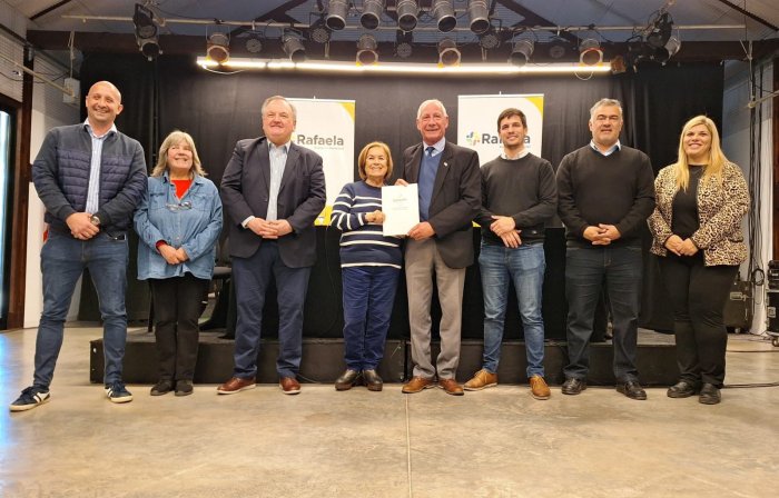 Firmaron convenios de apoyo a políticas de género y diversidad para localidades del Dpto. San Cristóbal