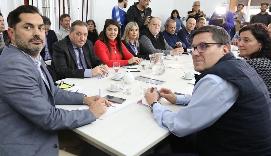 Pasó a cuarto intermedio la paritaria entre el Gobierno y los gremios docentes