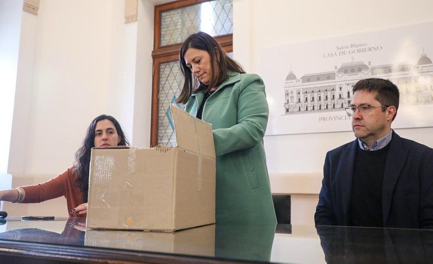 Provincia compra uniformes completos para los más de 29 mil efectivos de las fuerzas de seguridad