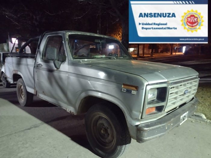 Policía de Brinkmann secuestró una camioneta y una moto