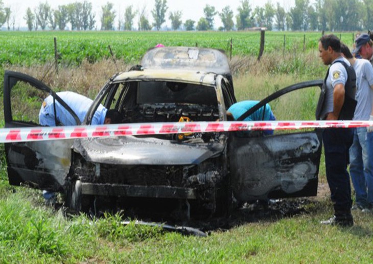 Frontera: Encontraron a dos hombres calcinados dentro de un auto