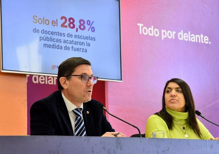 Educación informó sobre la adhesión al paro de AMSAFE y dijo que la herramienta del paro se agotó