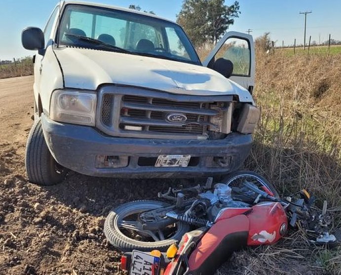Jóvenes lesionados en un accidente en jurisdicción de Col. San Pedro
