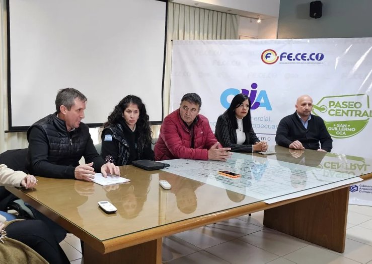 Presentaron en San Guillermo los créditos para tamberos