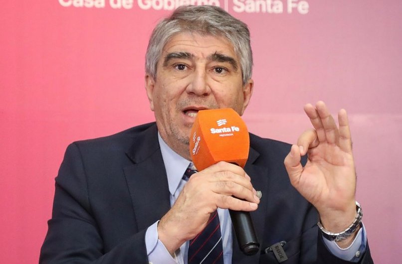 Bastia: “La reforma previsional baja el déficit y termina con los privilegios”
