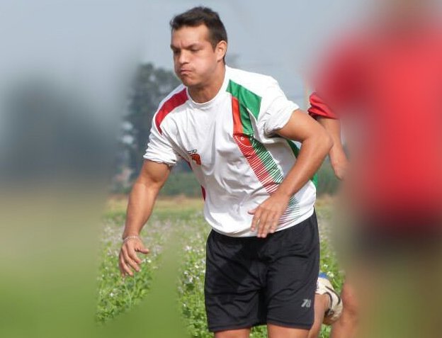 Tiro incorporó al rosarino Matías Vechiarello