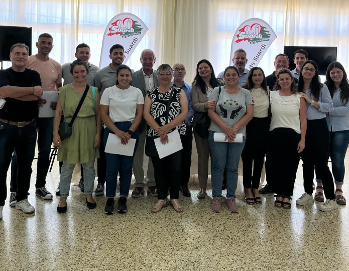 Suardi: El municipio entregó fondos a ocho emprendedores 