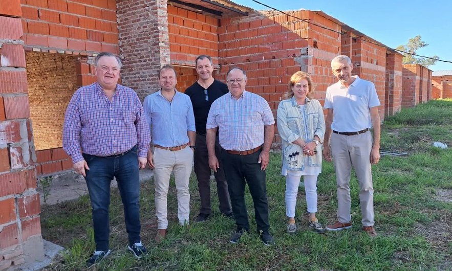 La Provincia invertirá $ 1.800 millones para terminar la construcción de 54 viviendas en San Cristóbal