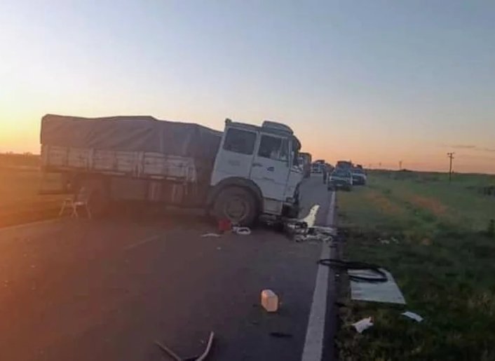 La Rubia: Trágico accidente en la Ruta 34 entre un auto y un camión 