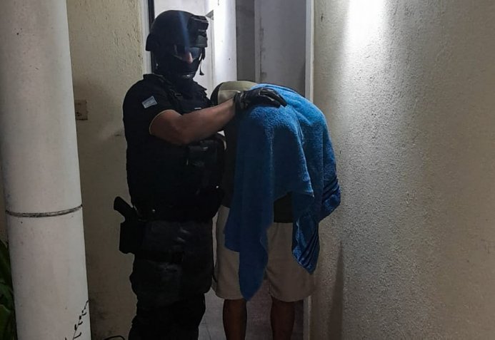 Dos detenidos y secuestro de marihuana en Balnearia y Miramar