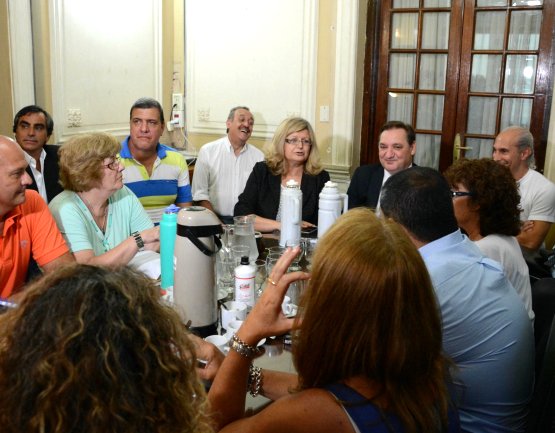 El gobierno santafesino y los docentes concretaron la primera reunión paritaria