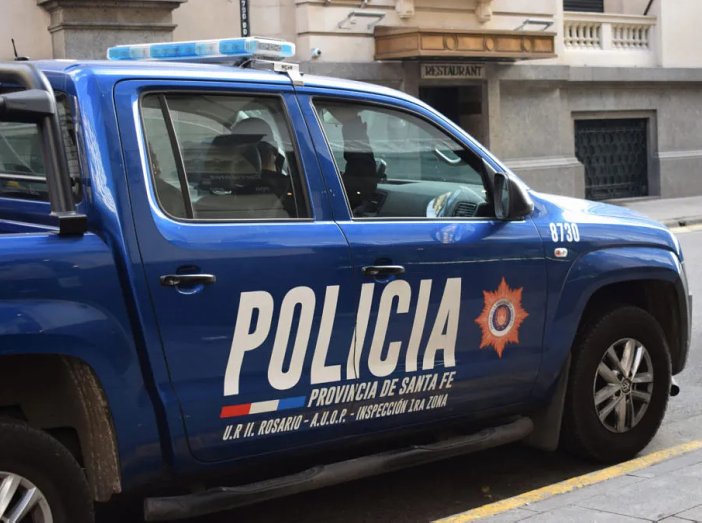 Robaron joyas y un celular en Villa Trinidad