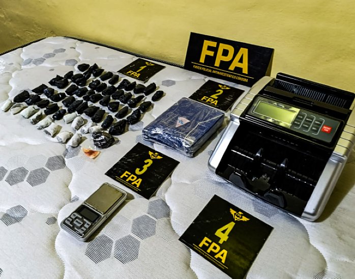 Dos detenidos por venta de cocaína y marihuana en Porteña
