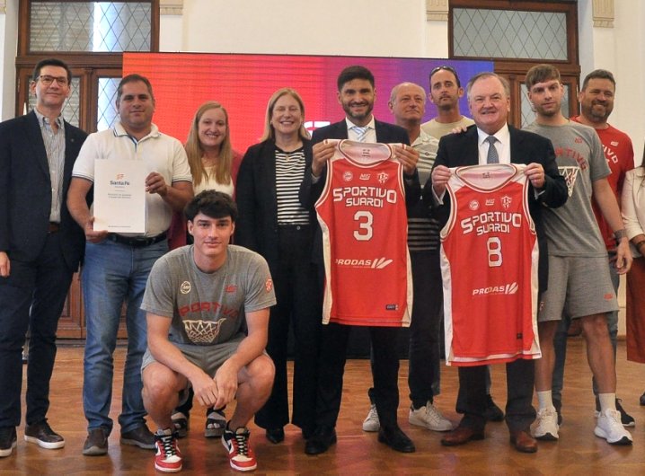Pullaro anunció la implementación del Programa para el Financiamiento de Infraestructura Deportiva para Clubes