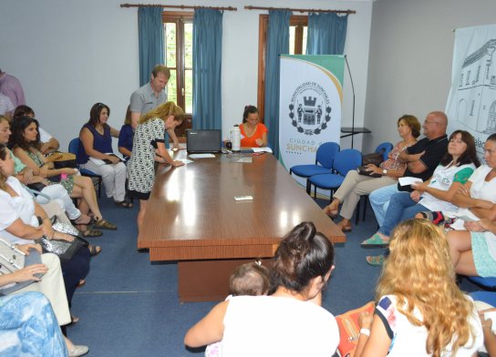 Sunchales: El municipio entregó fondos a Cooperativas Escolares