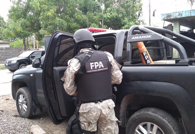 Morteros: Se realizó un allanamiento por robo y encontraron cocaína