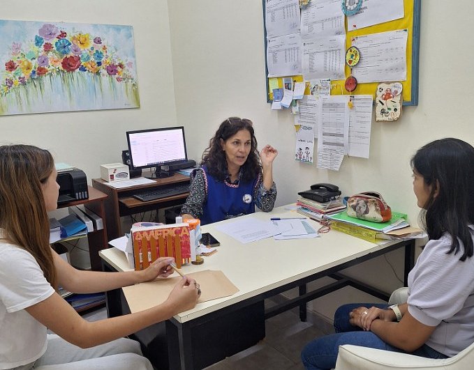 San Guillermo: El municipio entrego aportes del FAE a escuelas de la ciudad